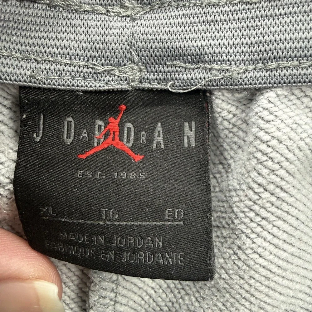Jordan Sweat Shorts Mens XL Gray Fleece Drawstring Basketball 9 Inseam Athletic